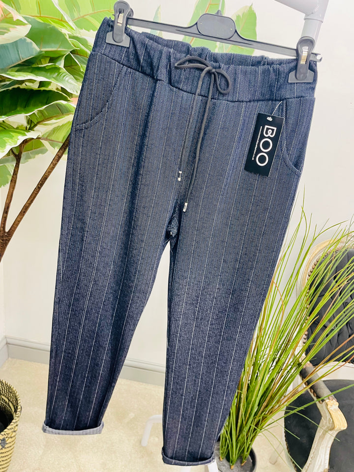 The NESSA trousers - 2 colours