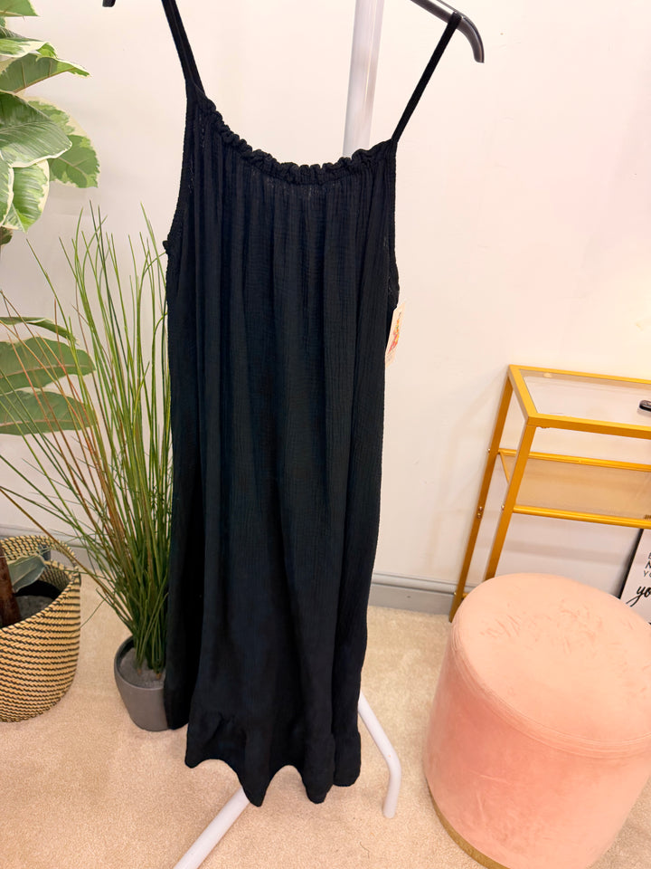 The HALLE dress - 5 colours