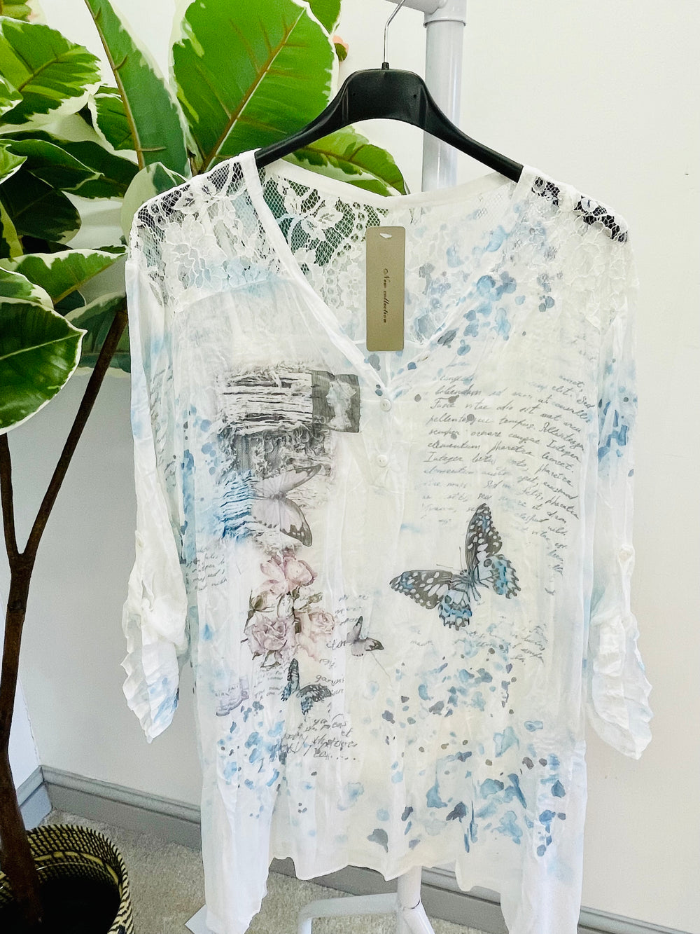 LADIES BUTTERFLY PRINT CHIFFON OVERSIZE TOP IN BLUE, KHAKI & PINK