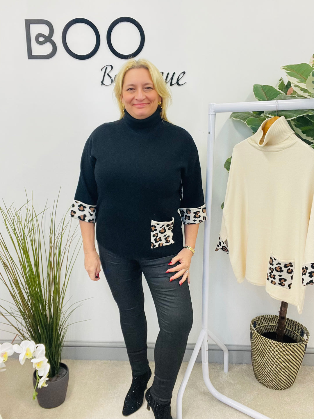 LADIES SOFT KNIT JUMPER WITH LEOPARD PRINT - BLACK & CREAM