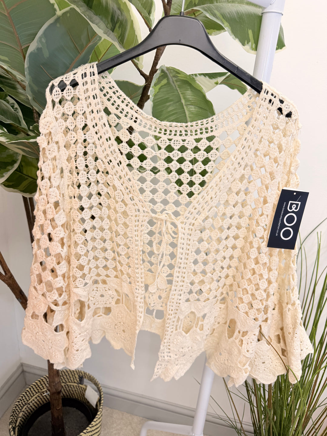 Ladies Fashion Crochet Bolero Cardigan beige