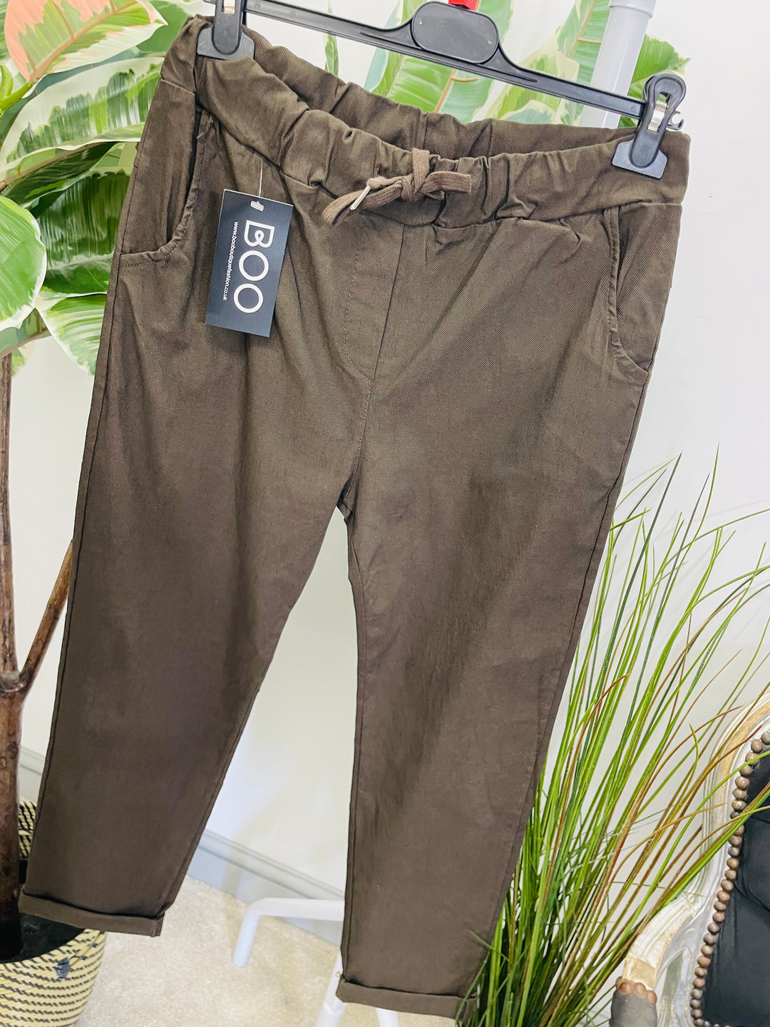 LADIES WOMENS CURVE STRETCH SMART MAGIC TROUSERS - SIZE 16 TO 22 CHOCOLATE BROWN