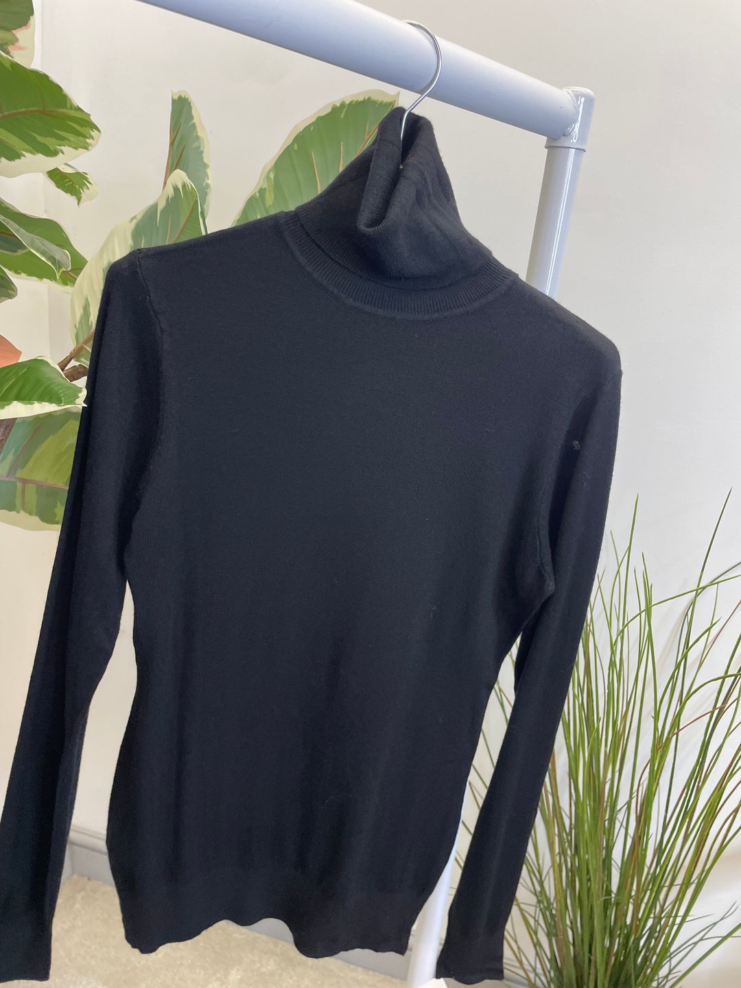 LADIES FINE KNIT ROLL NECK JUMPER - BERRY, BLACK, BEIGE & BROWN