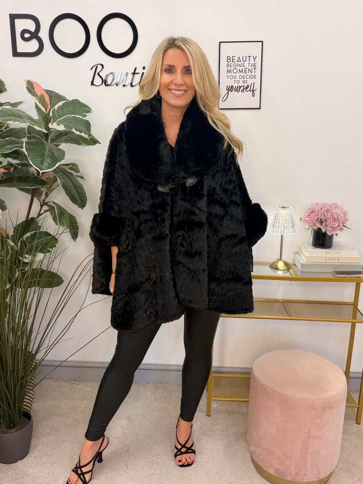 The EMILY luxe faux fur cape - 5 colours