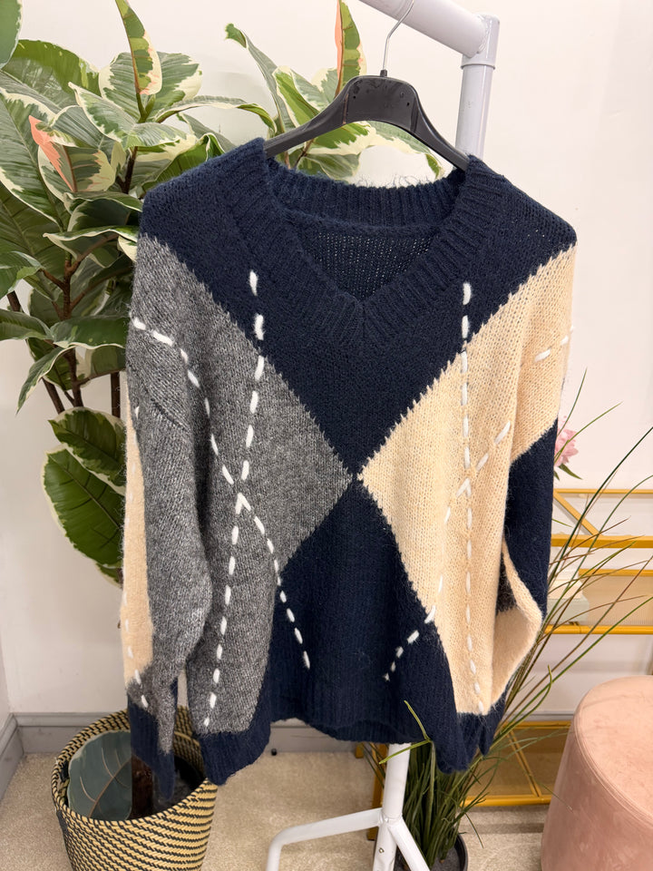 The SUZANNE diamond cricket jumper - 2 colours