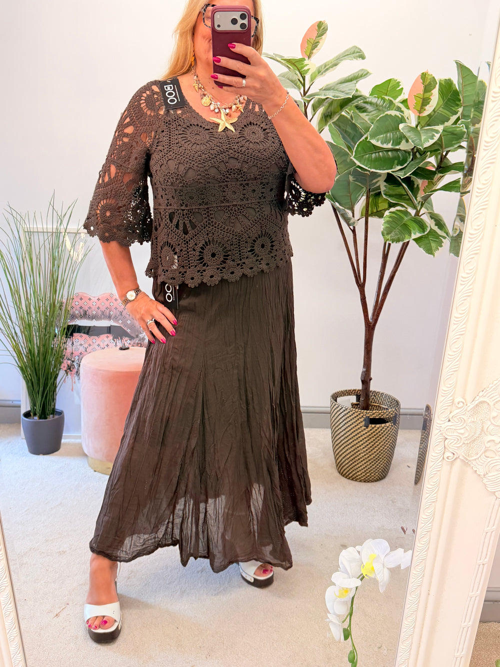 Ladies Fashion Crinkle Boho Maxi Skirt - Brown, White, Pink & Blue