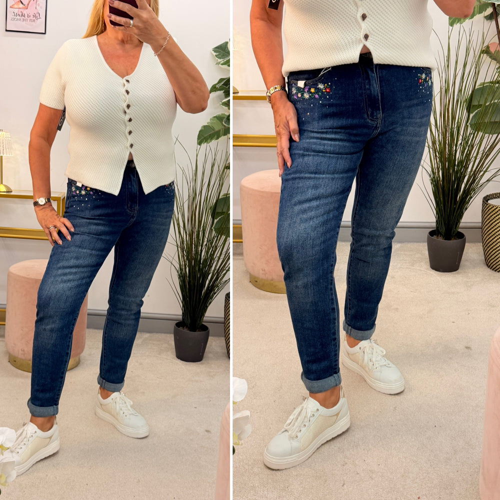Ladies Fashion Blue Mom Fit Embroidered Pocket Jeans