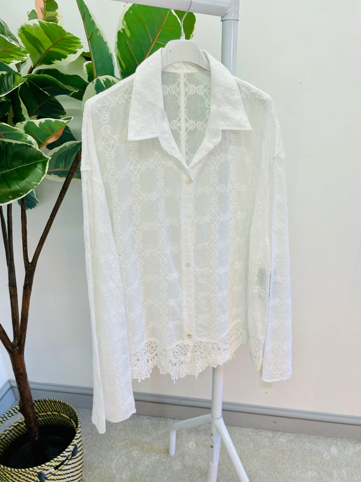 LADIES WOMENS EMBROIDERED LOOSE FIT LACE SHIRT BLOUSE - WHITE & BEIGE