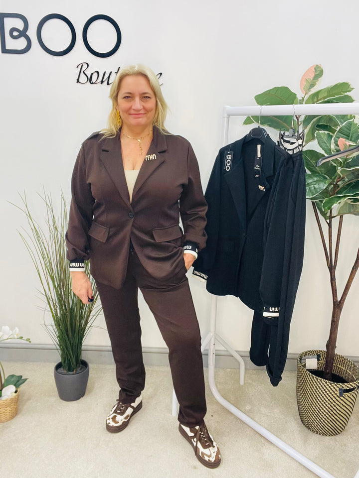 The PAULA trouser suit - 2 colours