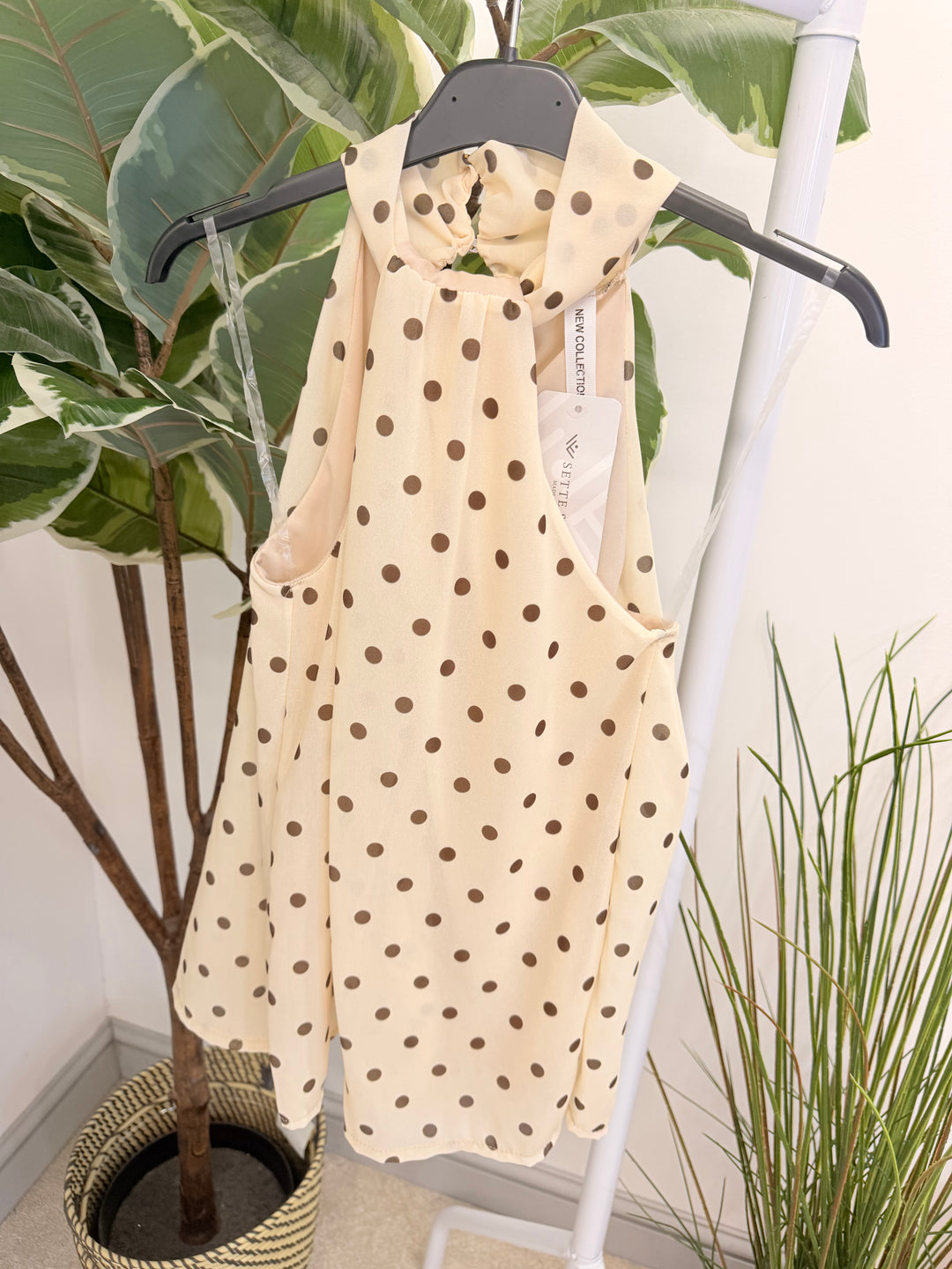 Ladies Fashion Polka Dot High Neck Top cream