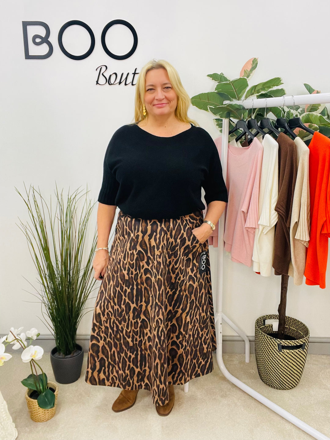 LADIES LOOSE FIT SHORT SLEEVE JUMPER - BROWN, WHITE, ORANGE, PINK, BLACK, BEIGE