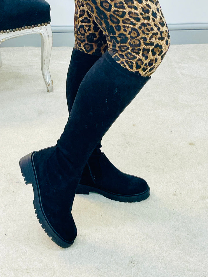 The NICOLA black boots