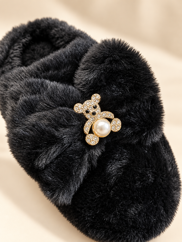 Women’s Black Faux Fur Cloud Style Slippers