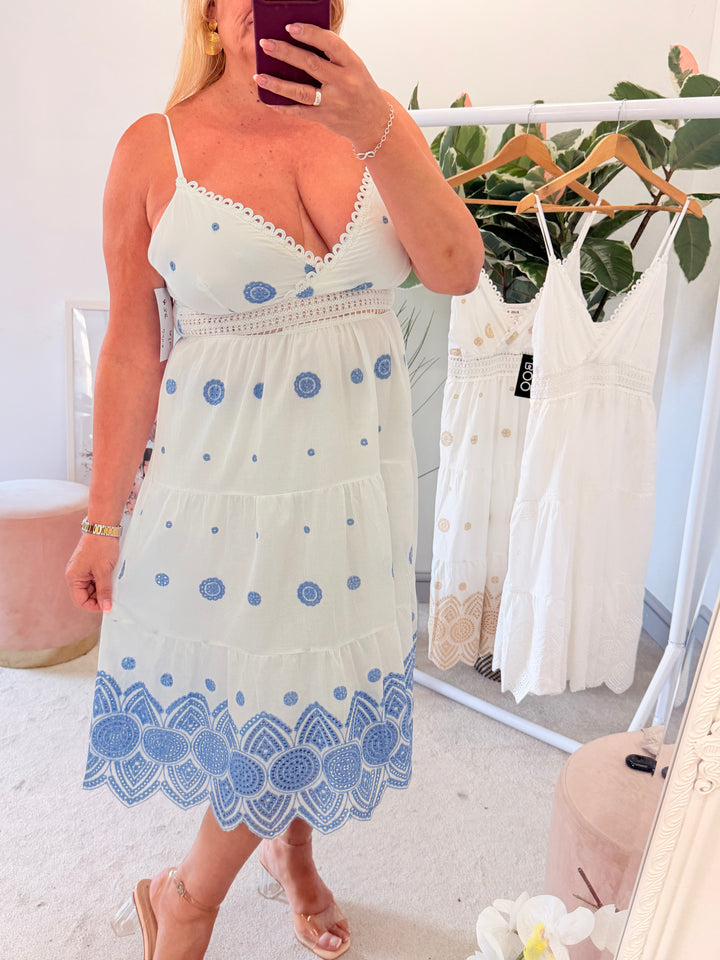 Ladies White Broderie Anglaise Cotton Summer Dress - blue & beige