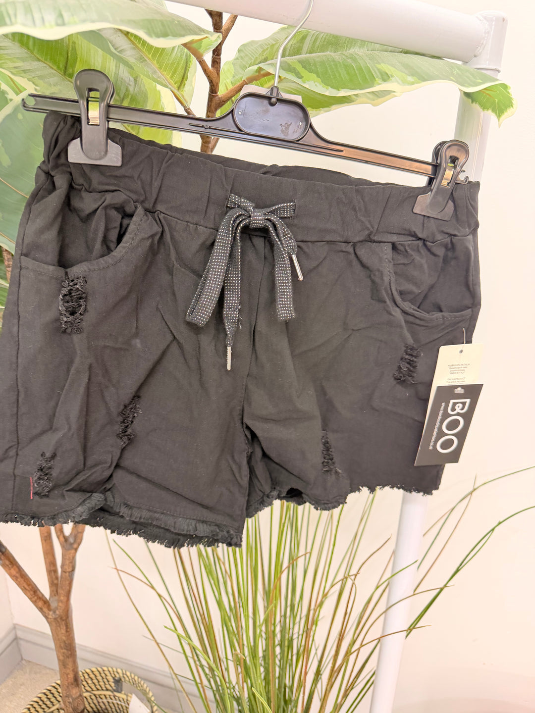 Ladies Magic Stretch Summer Shorts black