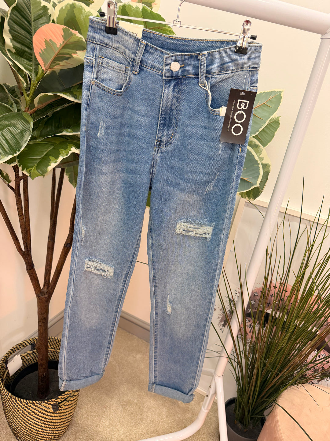 The ROXY blue distressed jeans - sizes 8 to 18