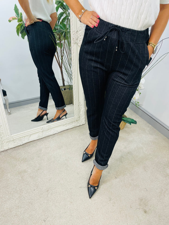 The NESSA trousers - 2 colours