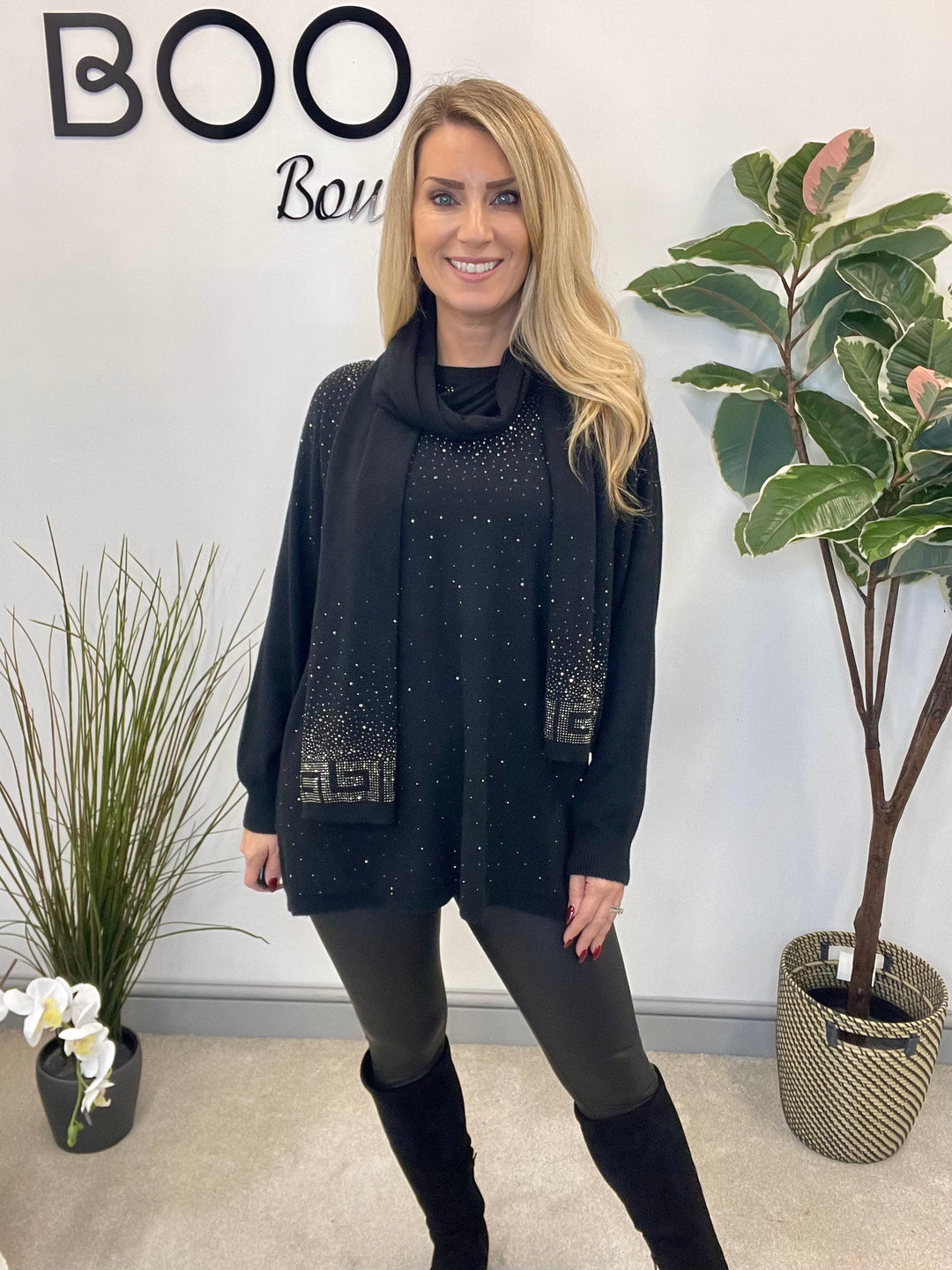 LADIES BLACK SPARKLY JUMPER & SCARF SET