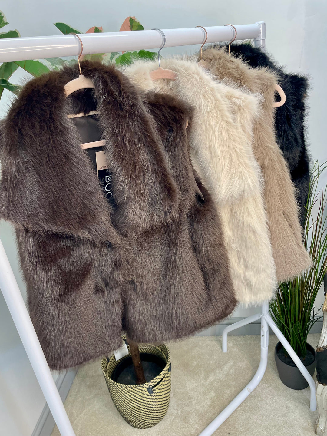 LADIES FASHION FAUX FUR GILET - BEIGE, BLACK, BROWN & CREAM