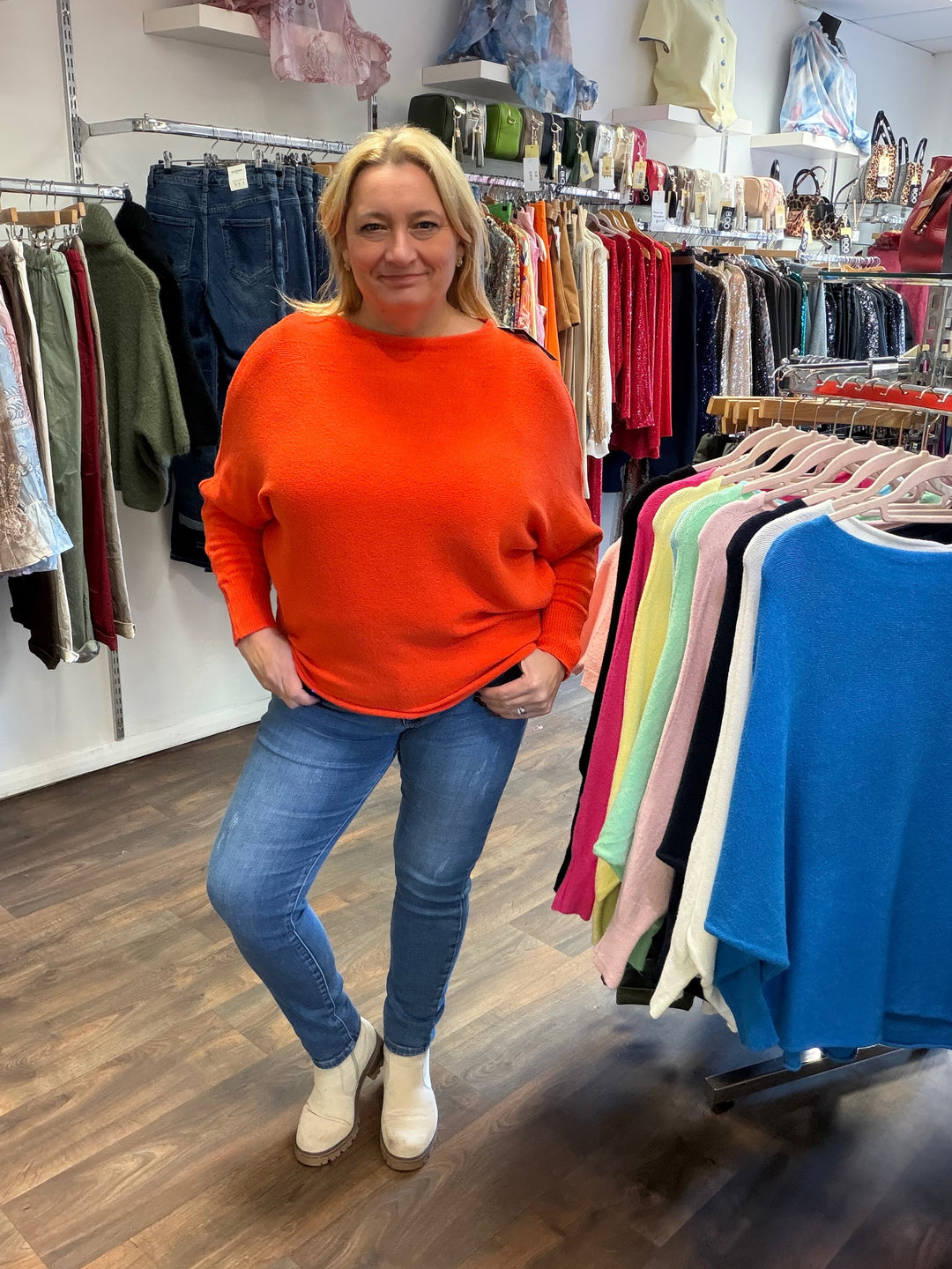 The LARA jumper - 10 colours