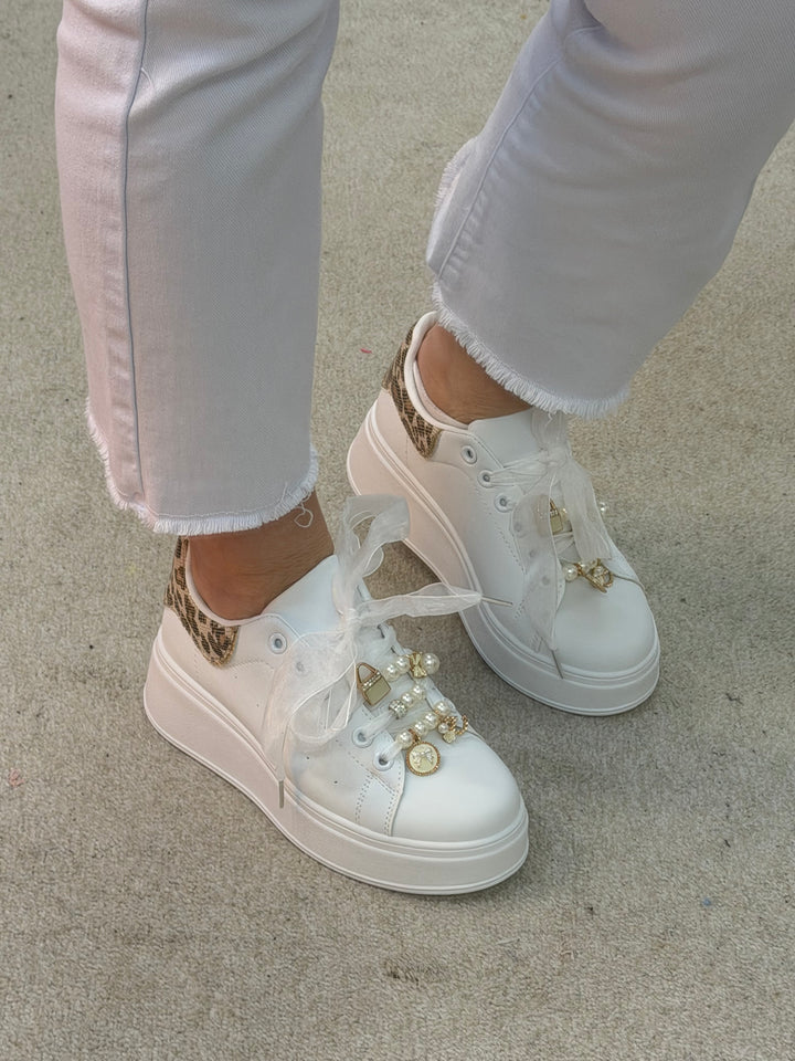 Ladies Fashion White Charm Flatform Trainers