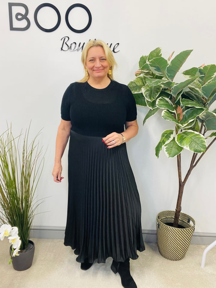 LADIES BLACK JUMPER TOP, SATIN PLEATED SKIRT DRESS