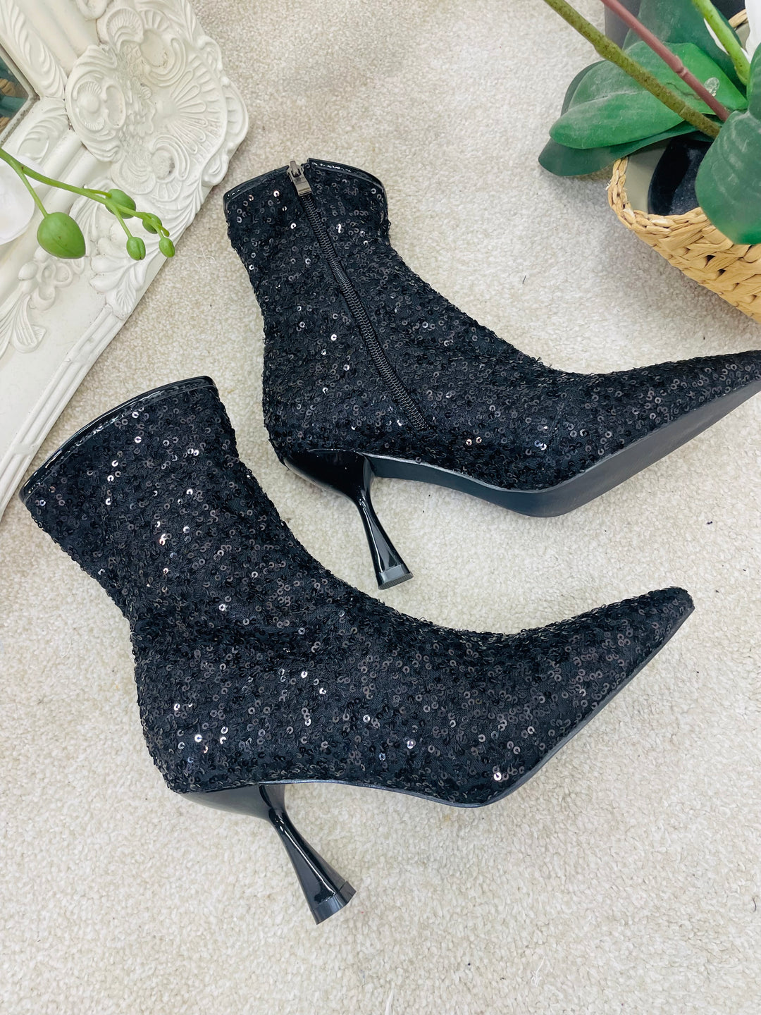 BLACK SEQUIN SHAPED HEEL BOOTS ( 6172 )
