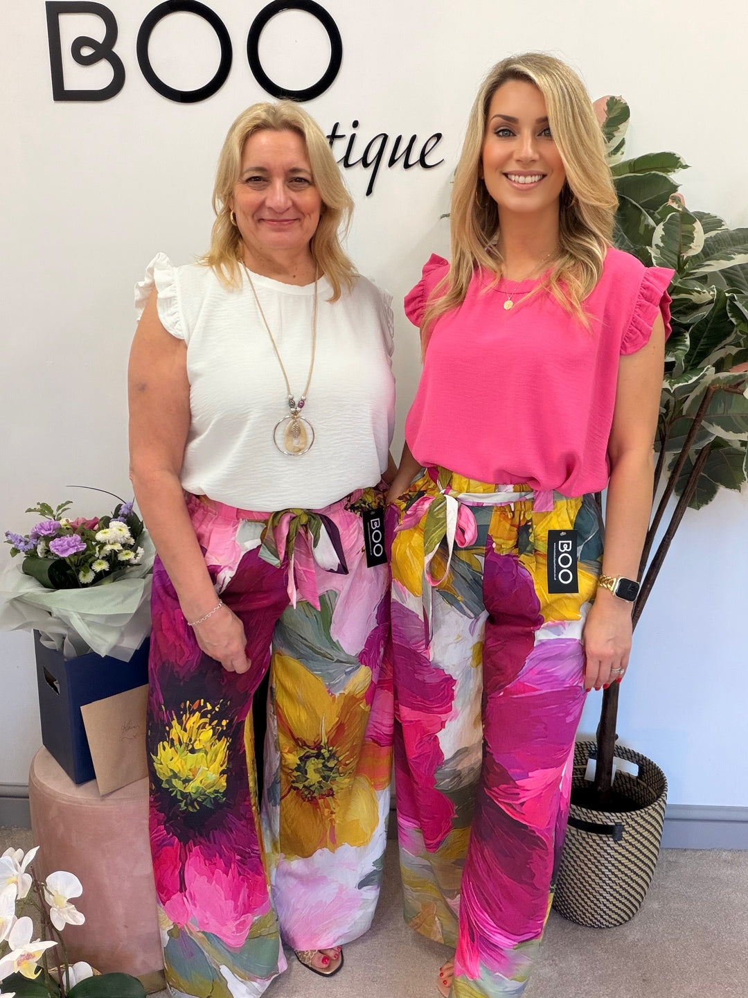 Ladies Fashion Frill Cap Sleeve Top