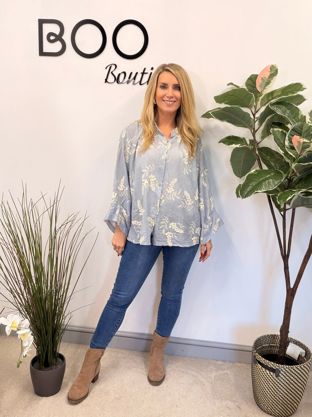 LADIES BLUE WHITE PINSTRIPE BLOUSE SHIRT