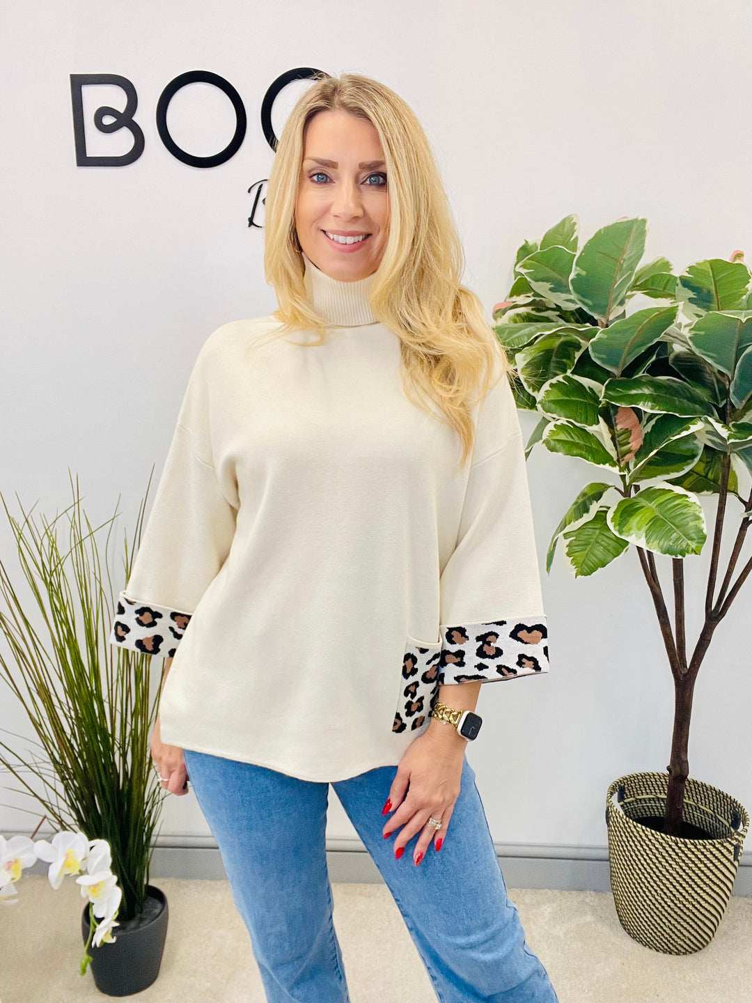 LADIES SOFT KNIT JUMPER WITH LEOPARD PRINT - BLACK & CREAM