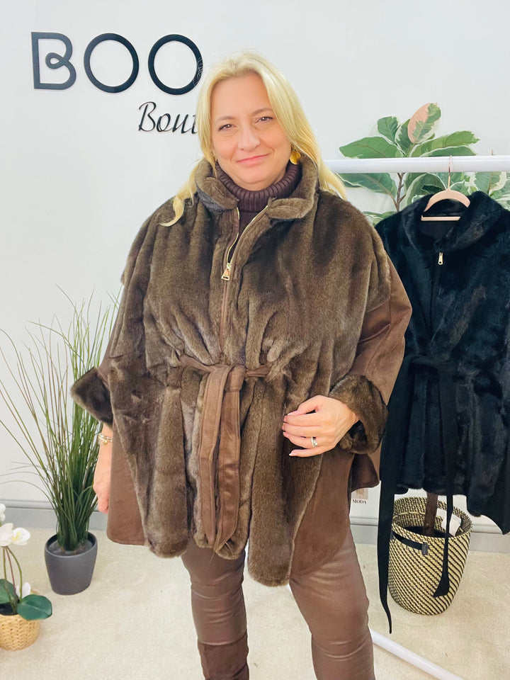 LADIES FAUX FUR FASHION CAPE - BLACK & BROWN