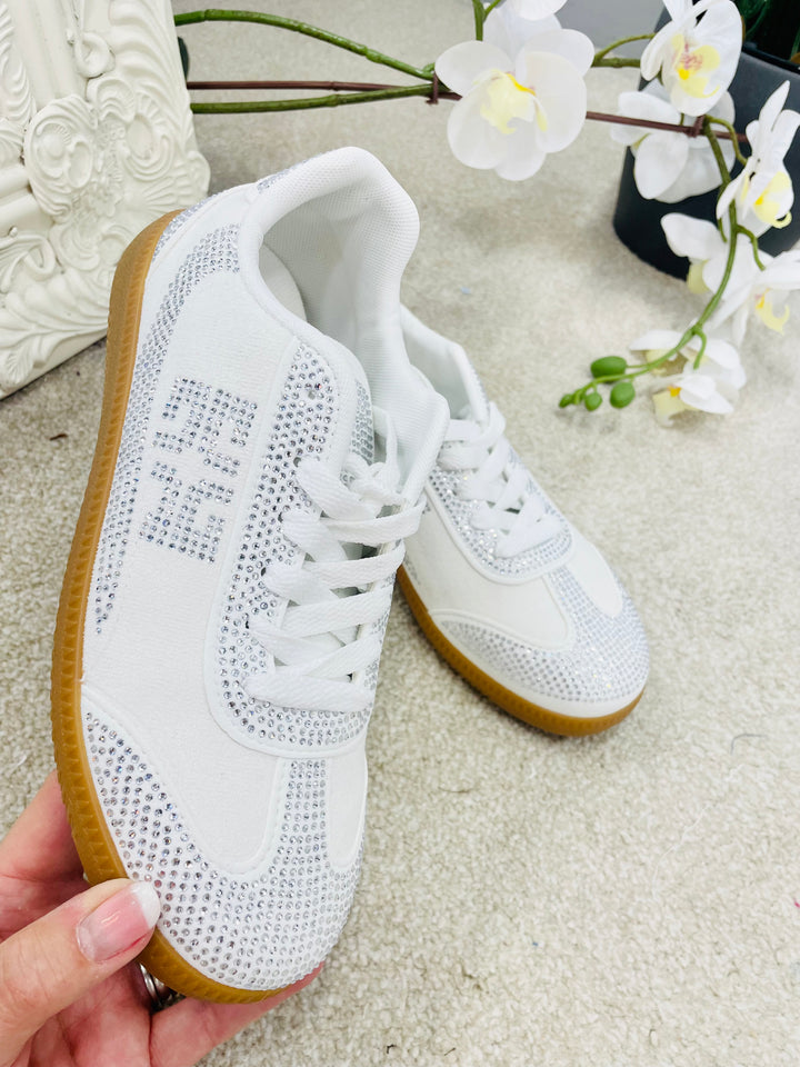 WHITE DIAMANTÉ TRAINERS ( 9000 ) sizes 3 to 8