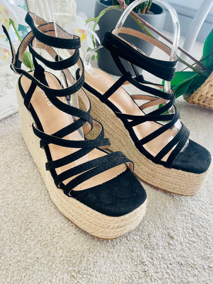 LADIES WOMENS BLACK STRAPPY FLATFORM SUMMER SANDALS