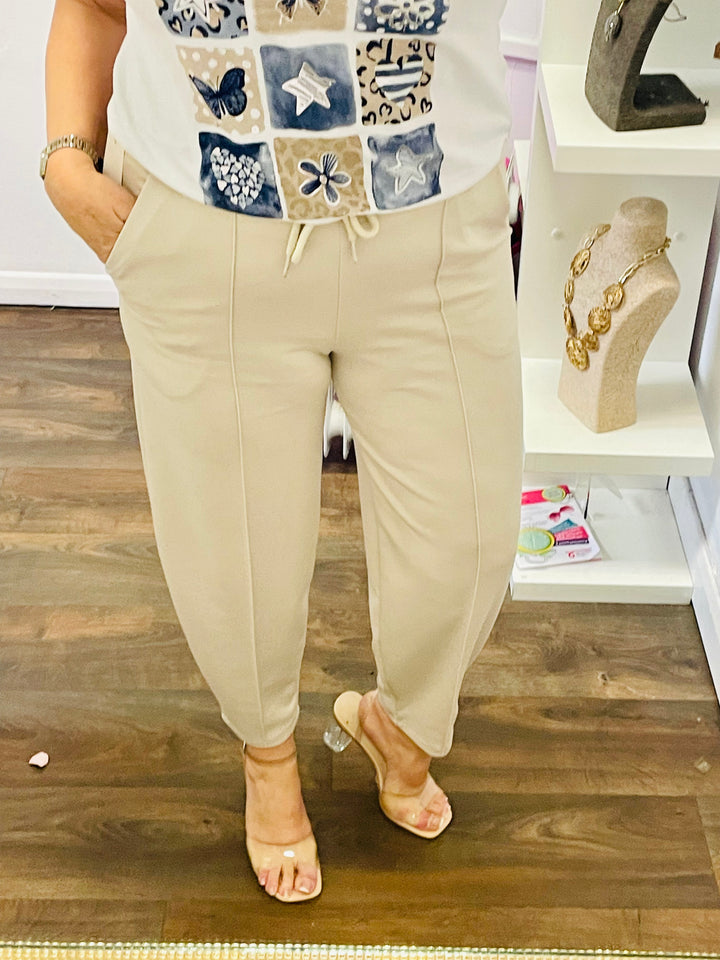 The ANNIE trousers - white and beige