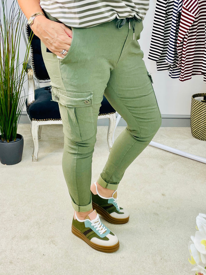 The JOJO magic cargo trousers - 7 colours