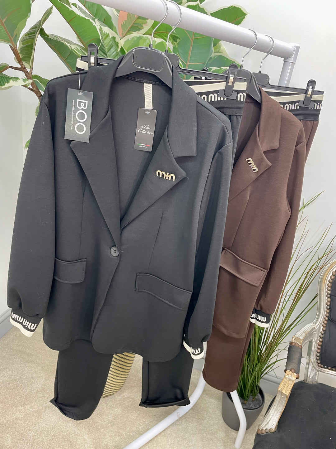 The PAULA trouser suit - 2 colours