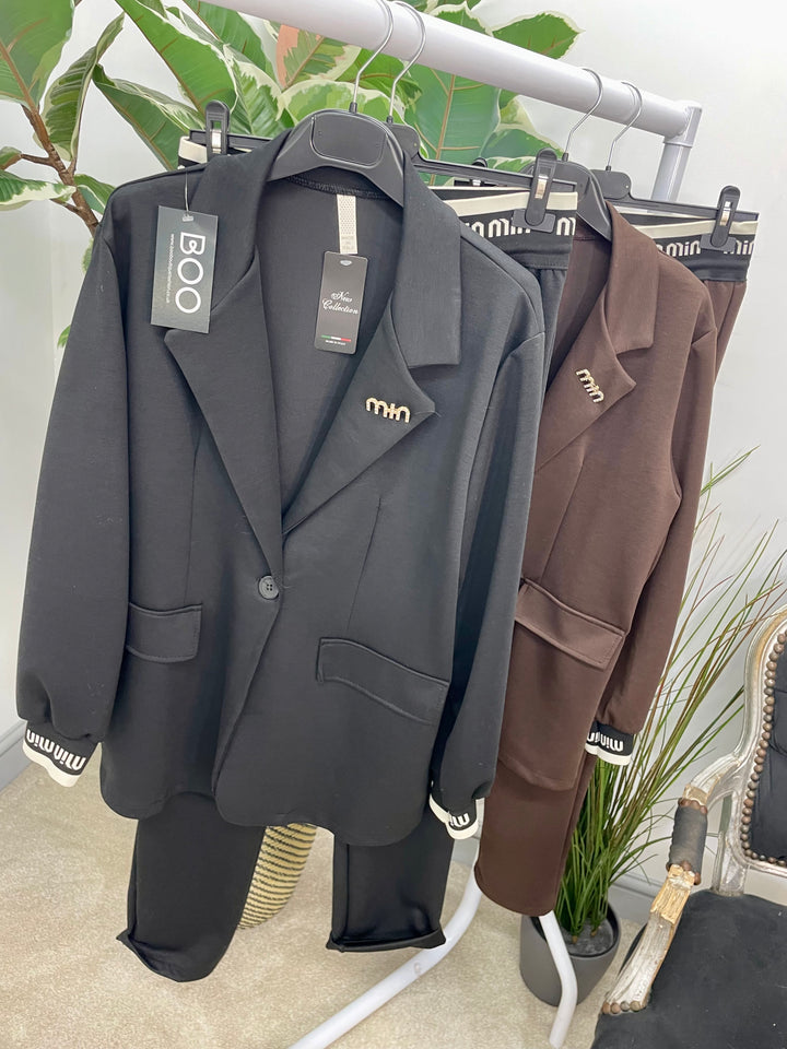 The PAULA trouser suit - 2 colours