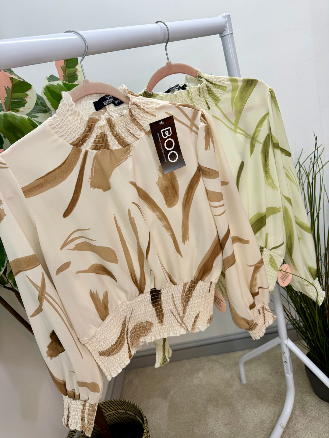 The JUDE top - 2 colours