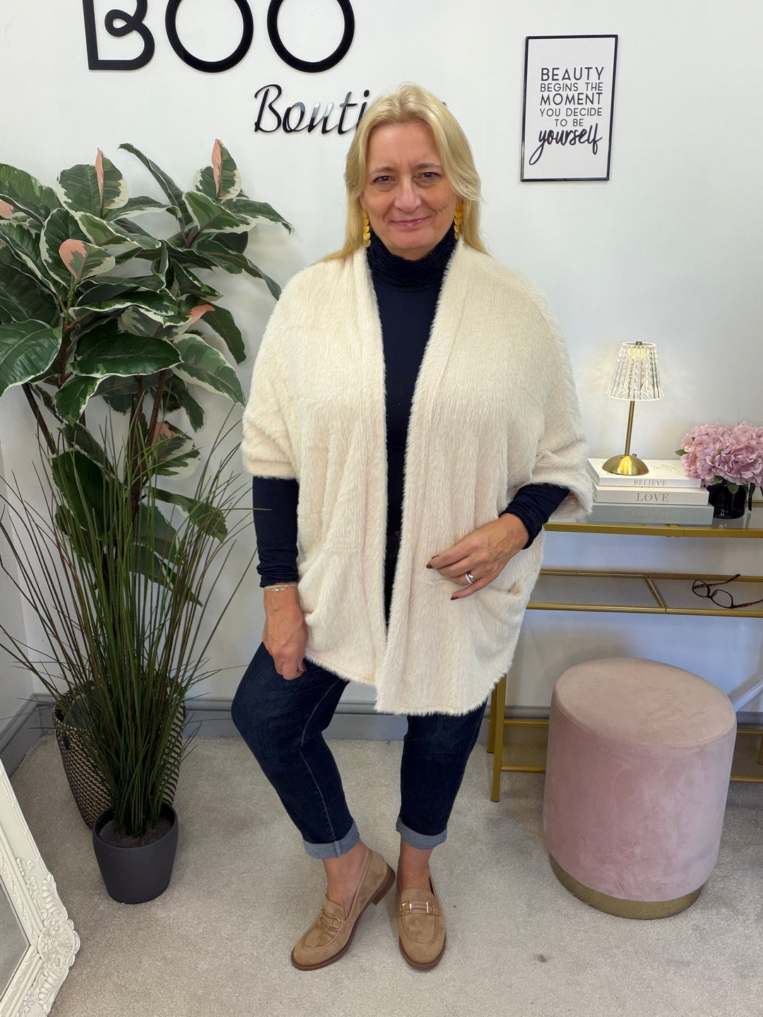 Women’s fluffy oversize cardigan - black, khaki, cream & brown