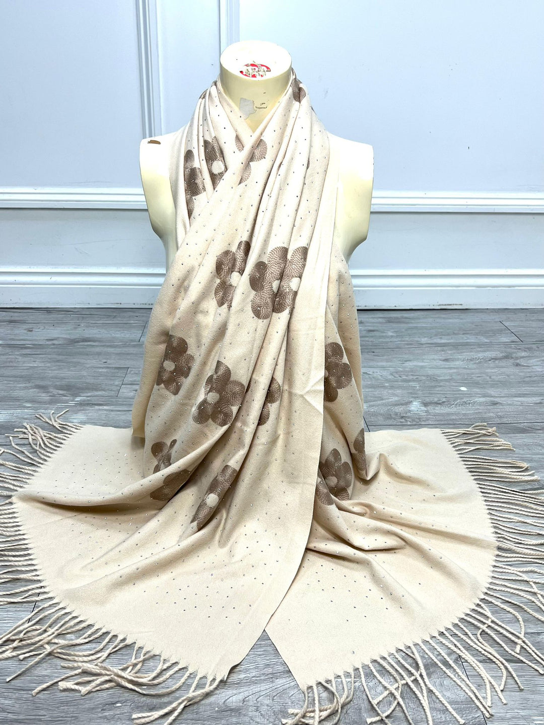 LADIES SPARKLY FLOWER SCARF - BROWN, WHITE & BEIGE