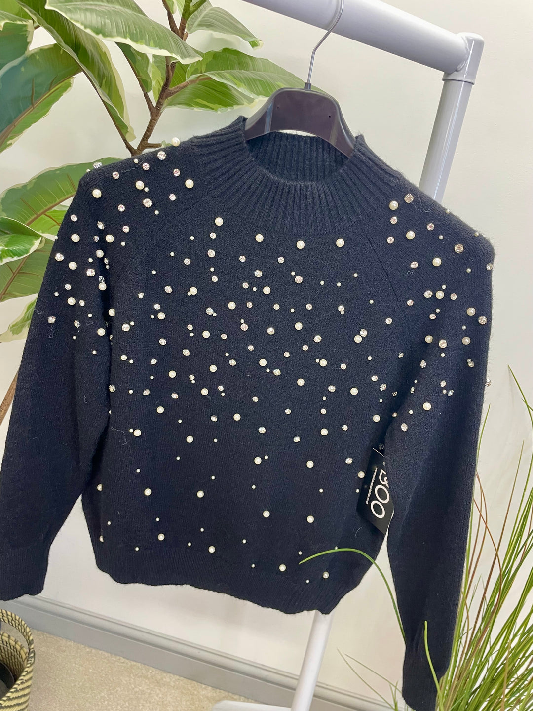 LADIES PEARL & DIAMANTE JUMPER - BLACK & WHITE