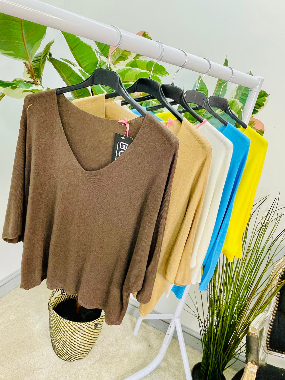 LADIES SOFT FINE KNIT V NECK TOP - YELLOW, WHITE, BROWN, TURQUOISE, CAMEL