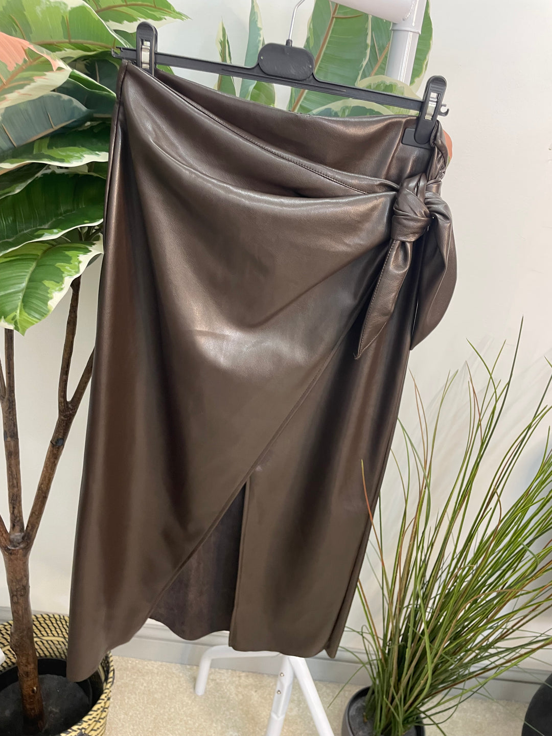 LADIES FAUX LEATHER PLEATHER VEGAN SKIRT - BLACK, BROWN & TAUPE