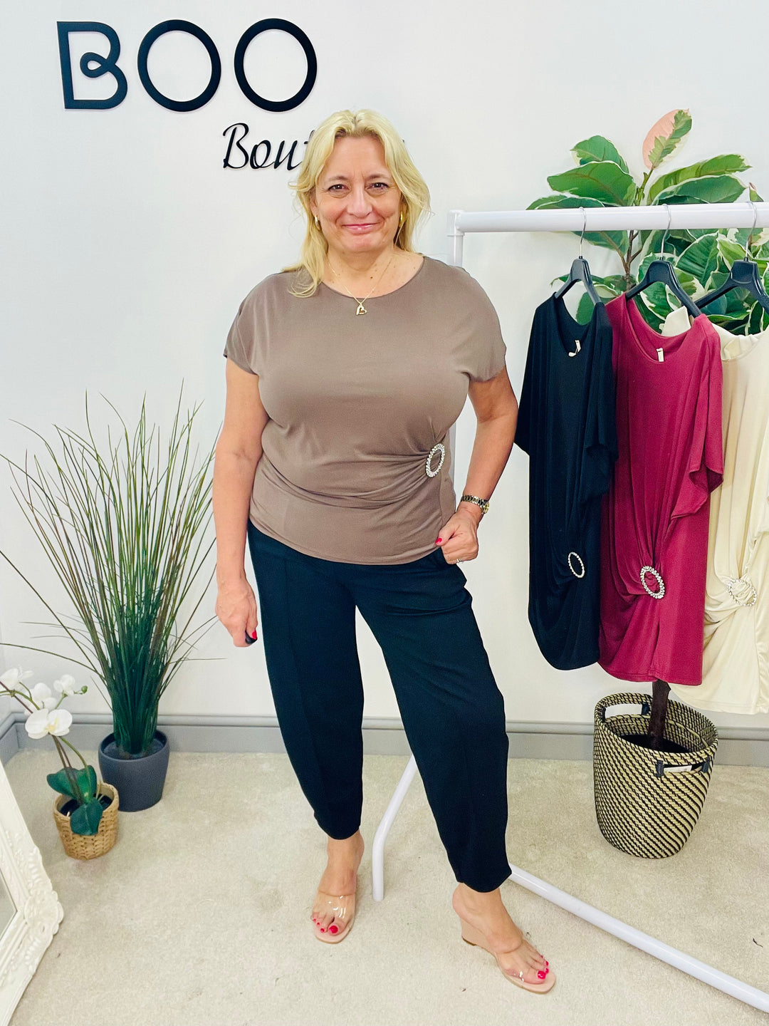 LADIES STRETCH RUCHE SIDE SHORT SLEEVE TOP - BURGUNDY, NAVY, BEIGE & BLACK