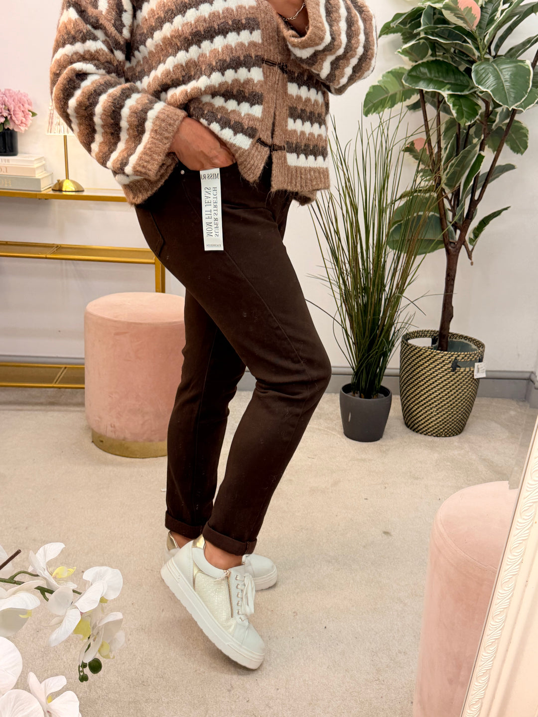 Ladies Fashion Brown Mom Fit Skinny Jeans - sizes 6 to 14