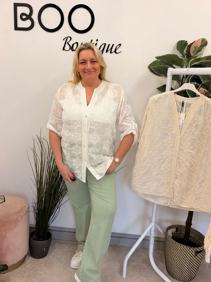 The DOREEN shirt - 2 colours