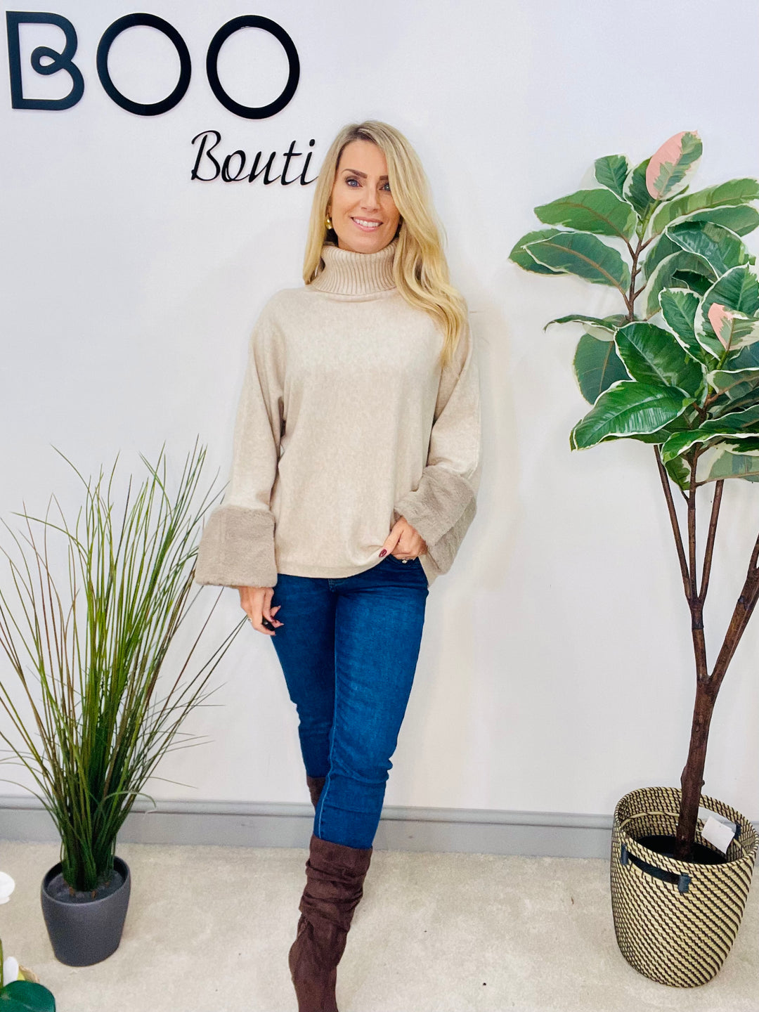 LADIES KNITTED FAUX FUR CUFF JUMPER - BURGUNDY, GREY, BLACK, BROWN, BEIGE, CAMEL
