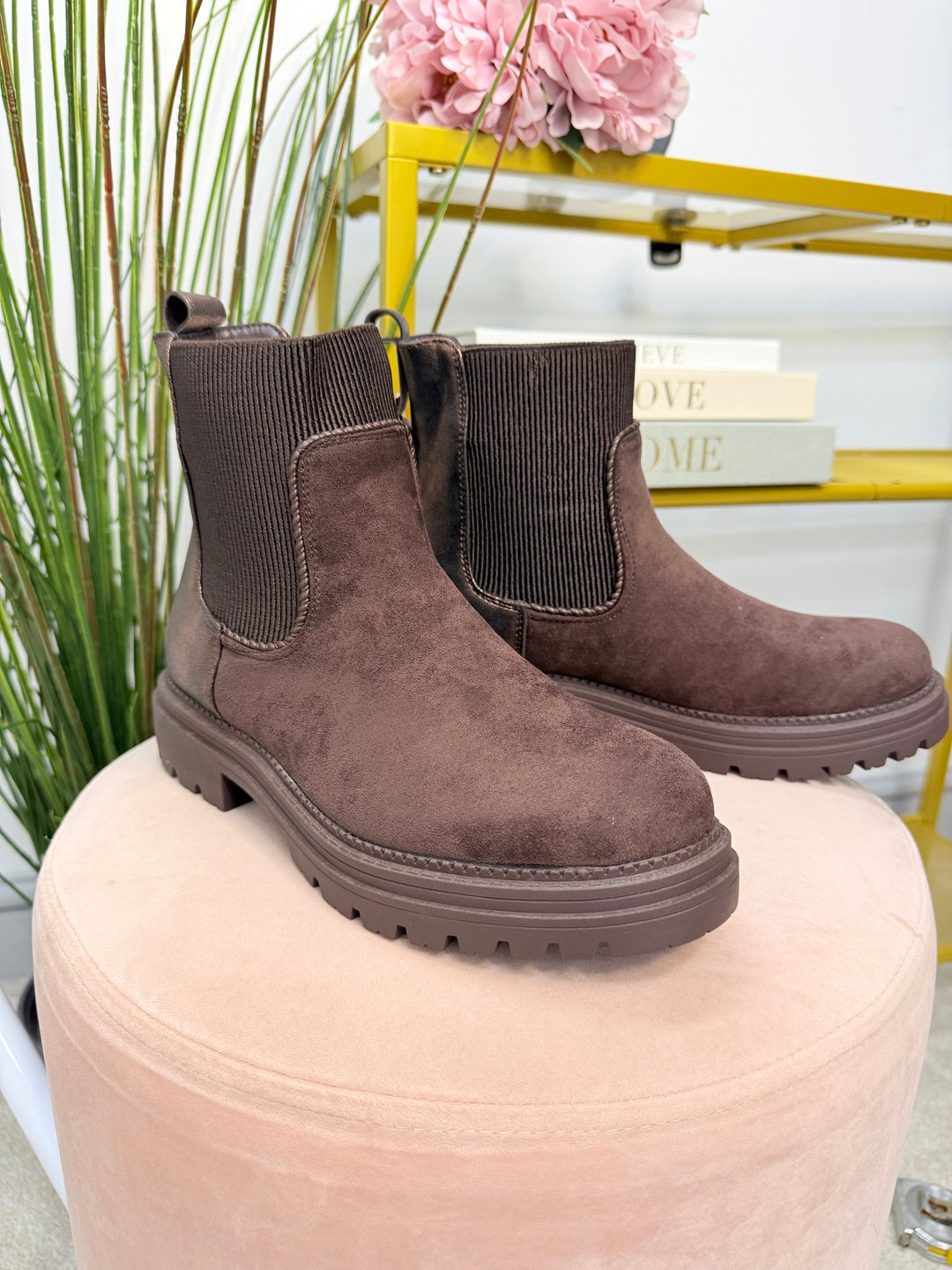 Ladies Chocolate Brown Faux Suede Flat Ankle Boots ( 844 )