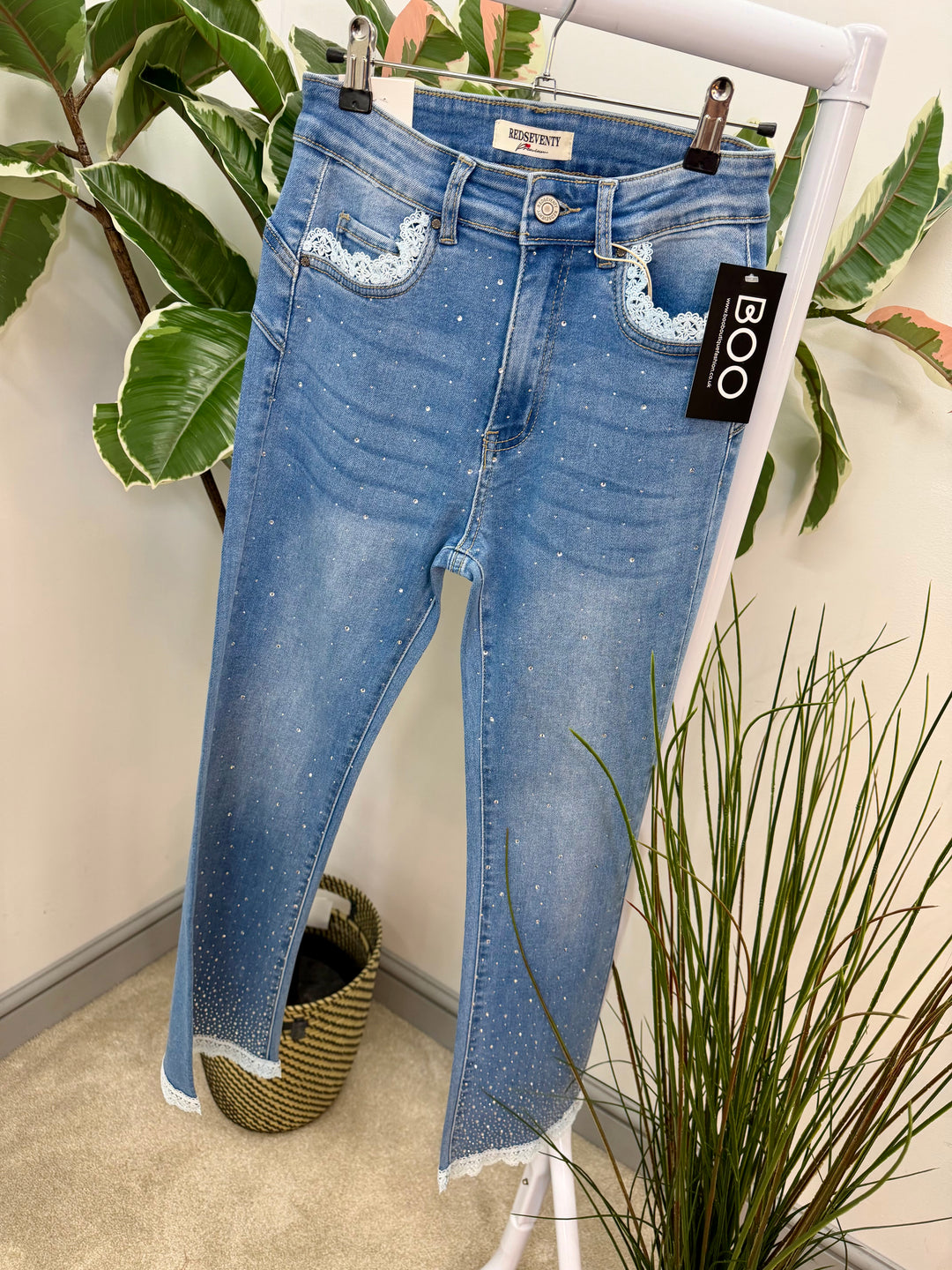 Ladies Fashion Sparkly Ankle Grazer Jeans