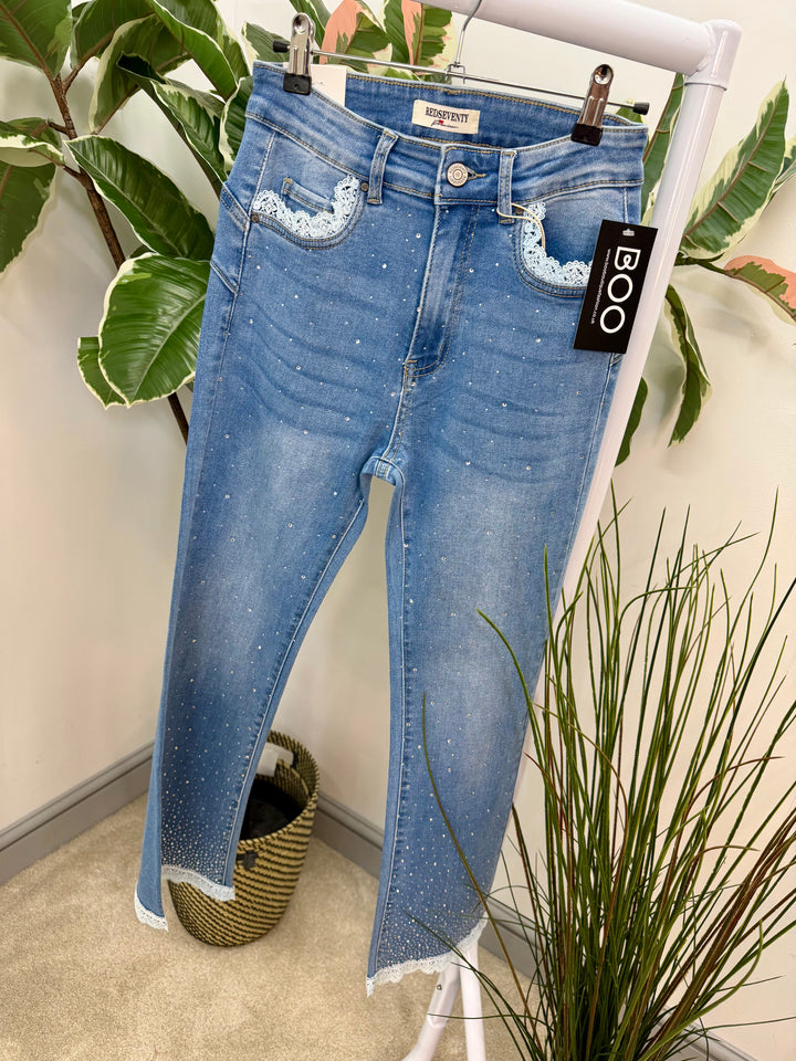 Ladies Fashion Sparkly Ankle Grazer Jeans